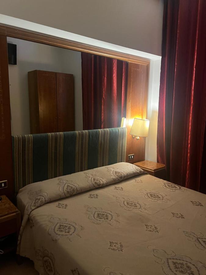 Terminal Guest House 24 Roma Esterno foto